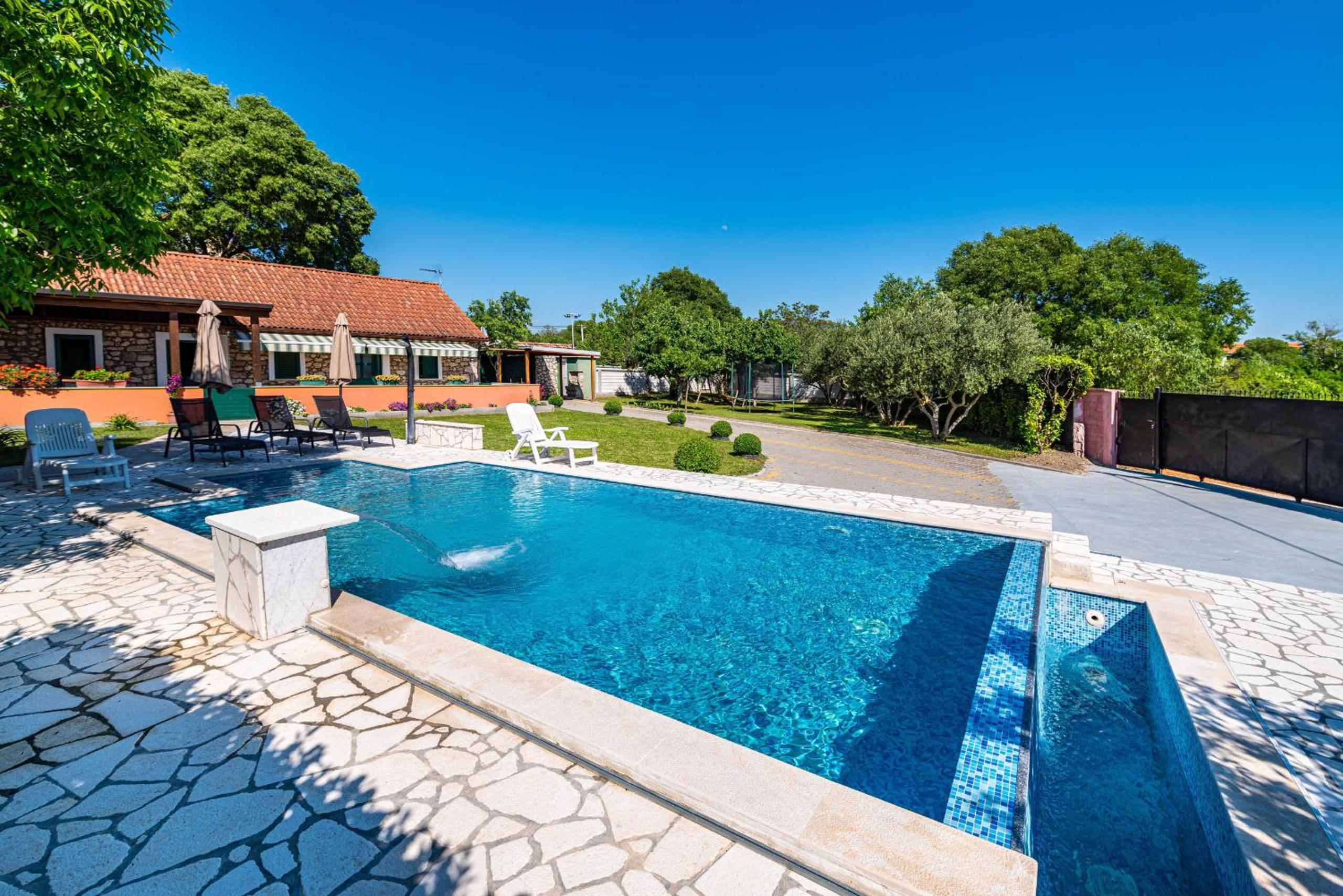 MY DALMATIA - Authentic stone house Momo with private infinity pool view 3