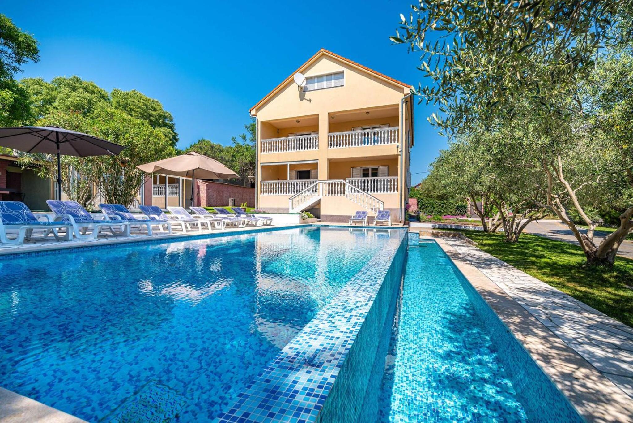 MY DALMATIA - Momo's paradise with 2 infinity pools & 7 bedrooms view 3