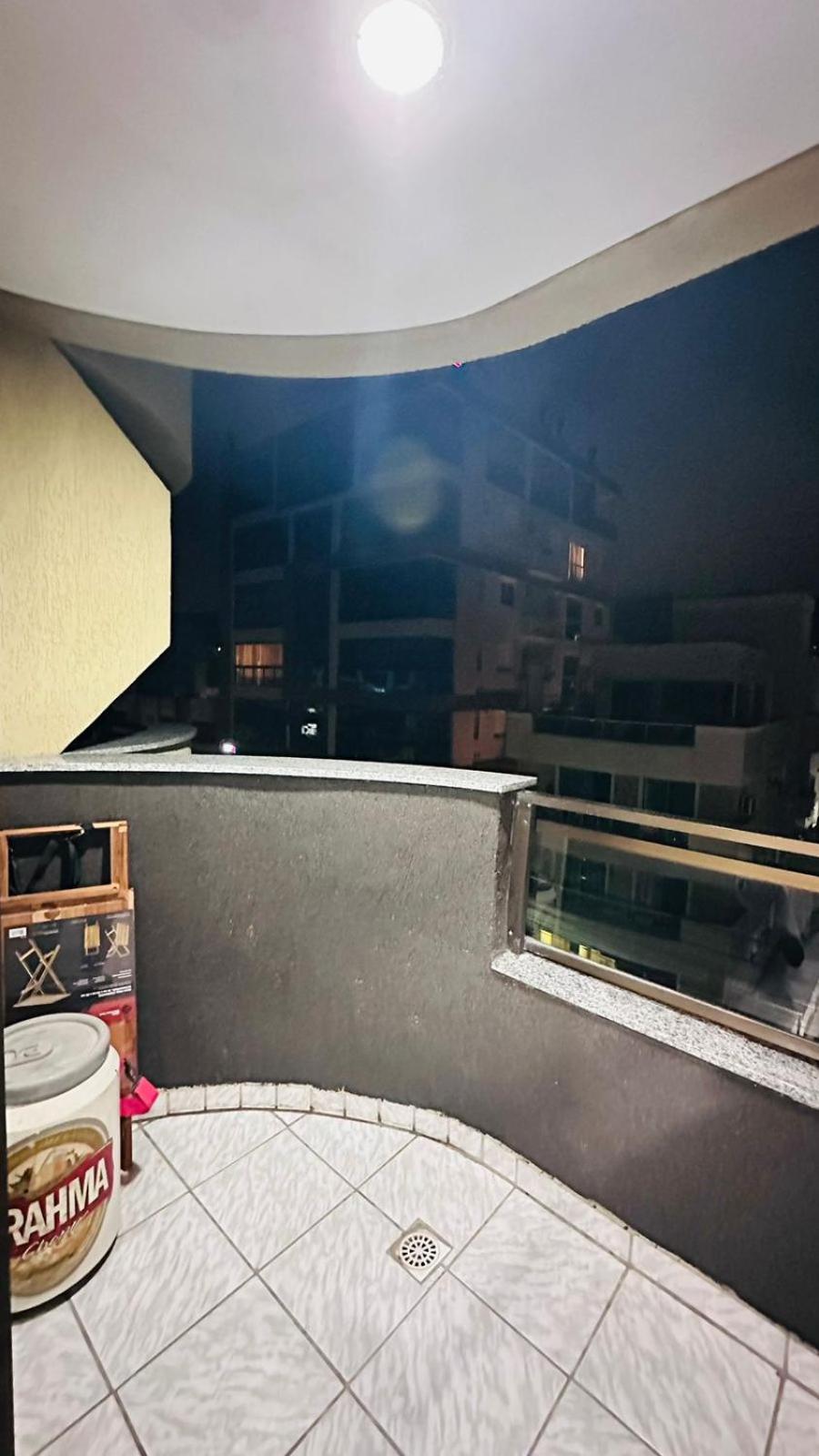Apartamento 100metros do Mar 2 quartos