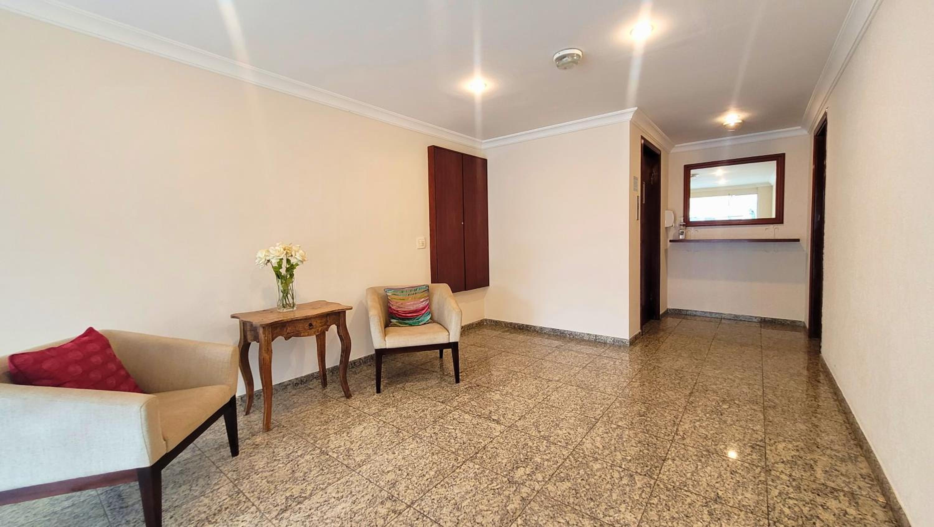 Book Sampa apê 31 2 dorm no coração de Moema