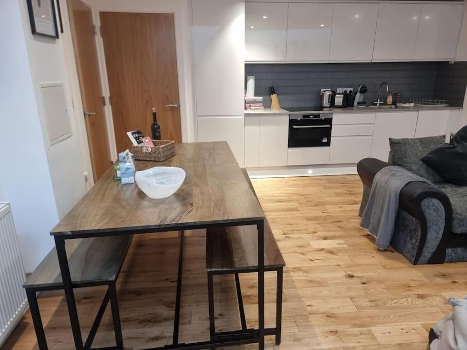Large Duplex Flat at London Bridge
