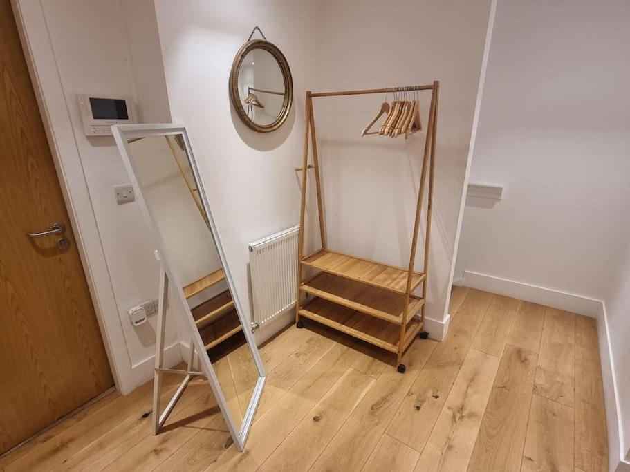 Large Duplex Flat at London Bridge