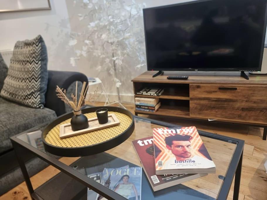 Large Duplex Flat at London Bridge