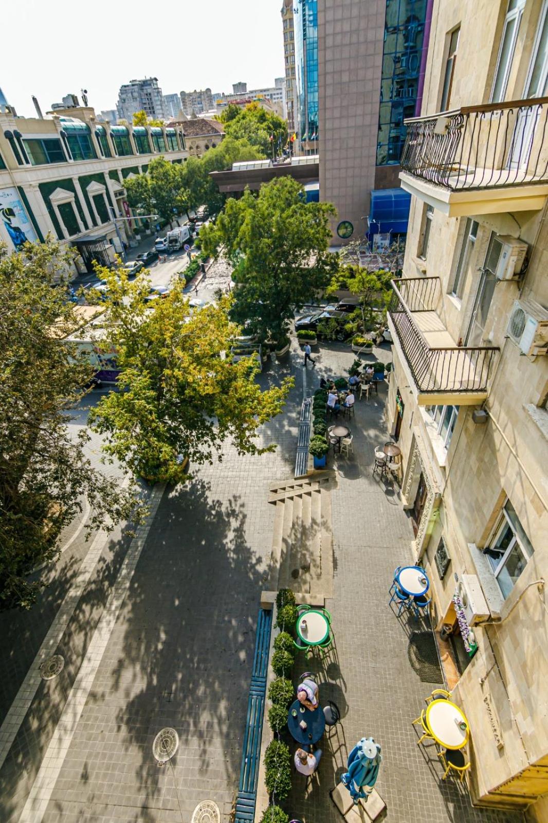 Sky view apartment nizami
