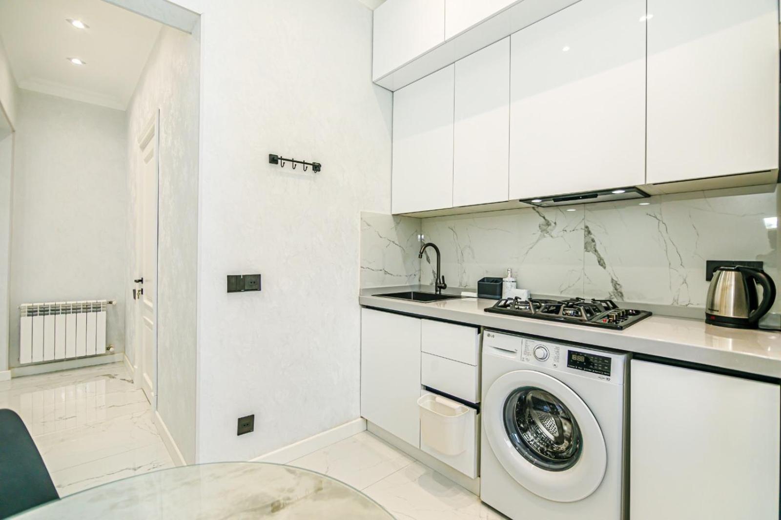 Sky view apartment nizami