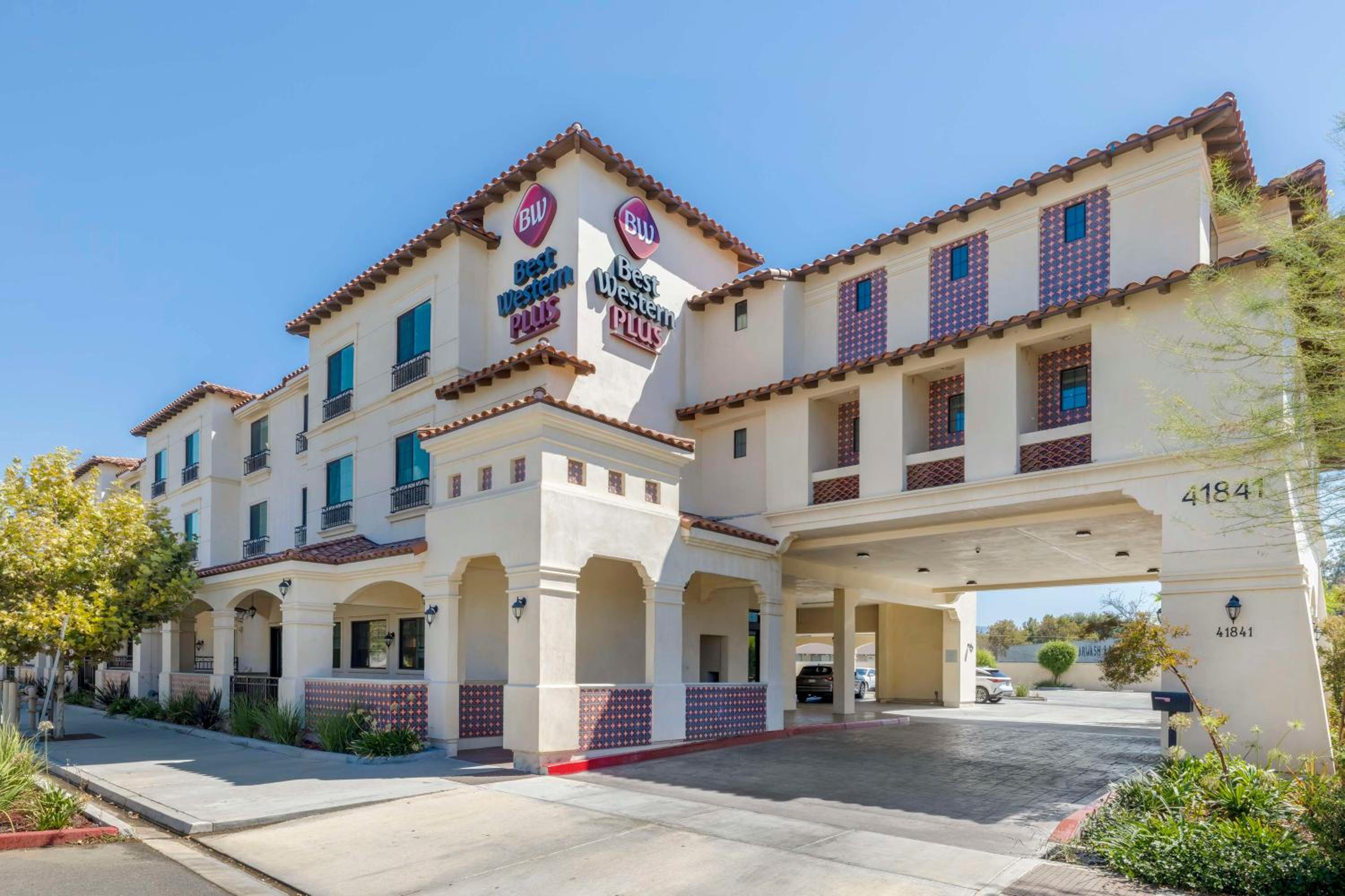 Temecula Vacations - Best Western Plus Temecula Wine Country Hotel Suites - Property Image 28