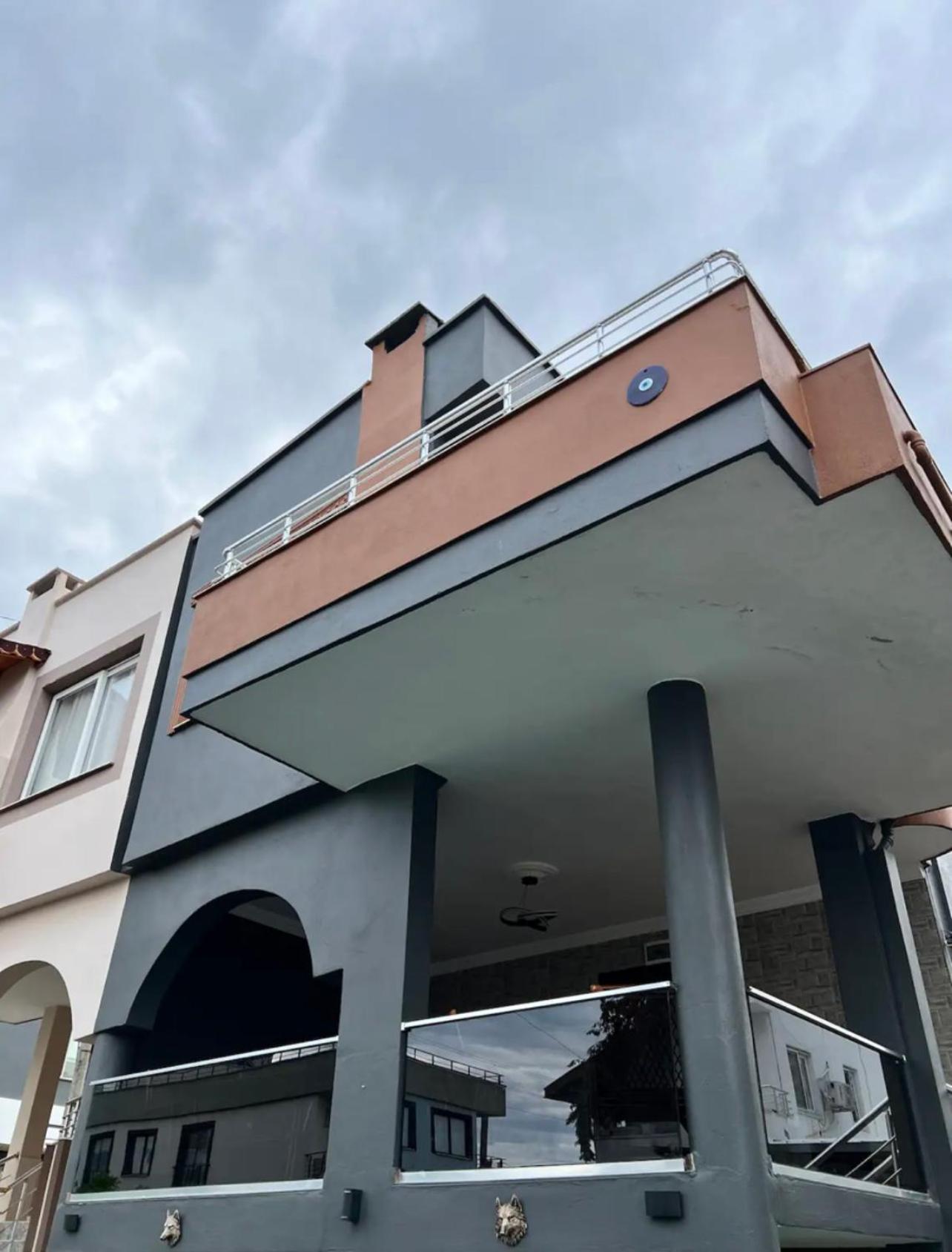 Tripleks Özel Havuzlu Lüks Villa view 3