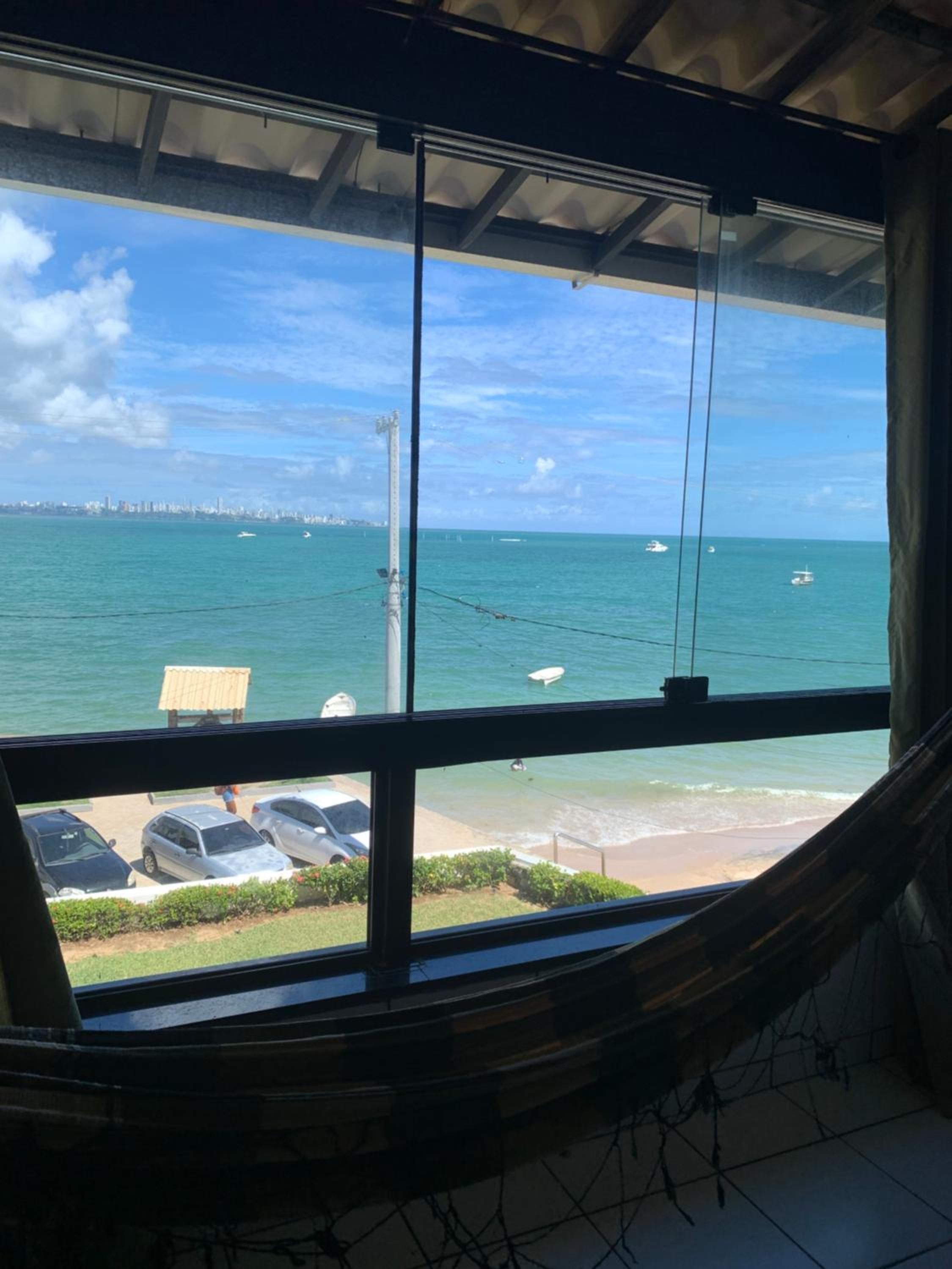 Apartamento duplex mobiliado frente ao mar em mar grande Ilha de Itaparica