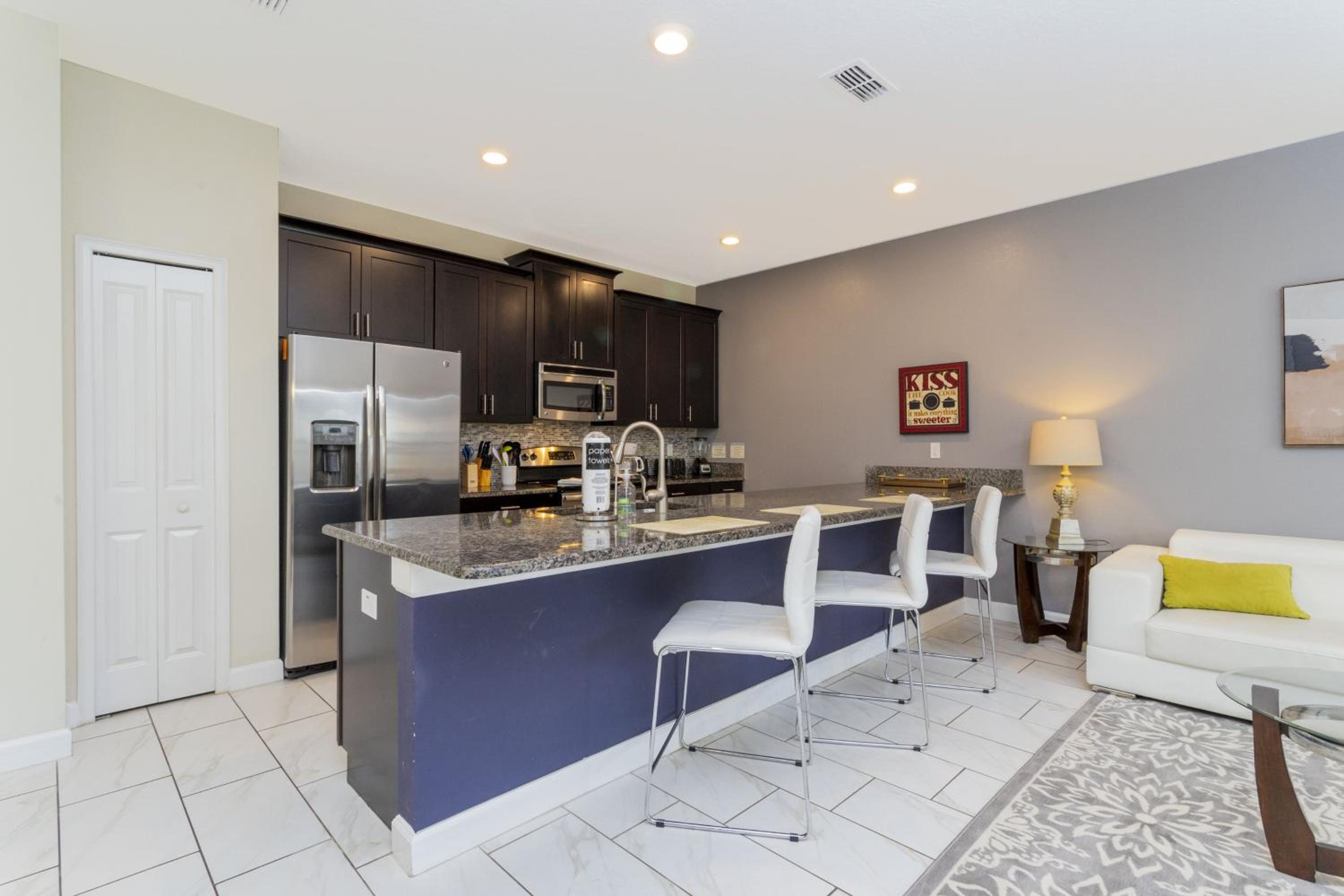 4-Bedroom Brier Rose Pool Townhome