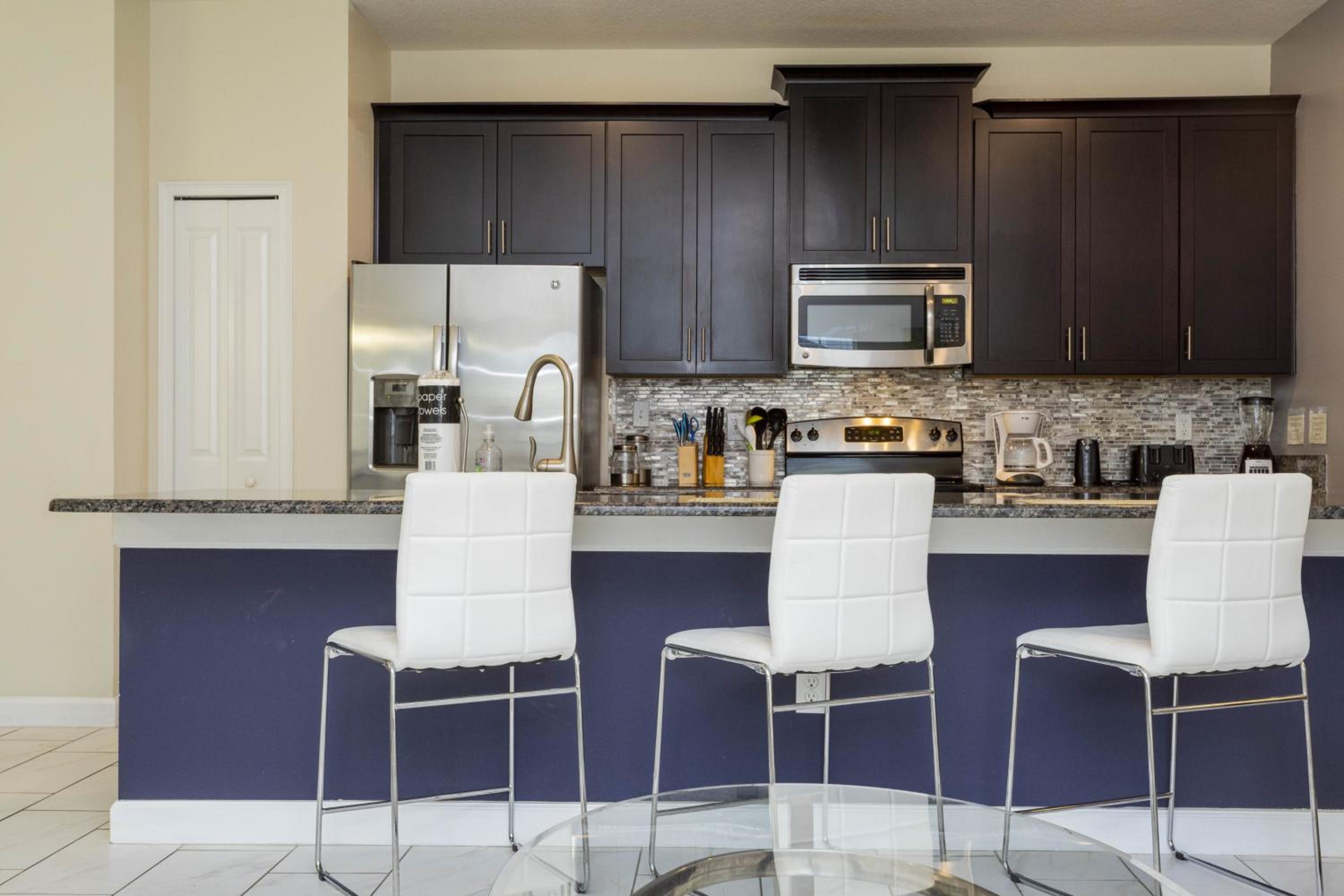 4-Bedroom Brier Rose Pool Townhome
