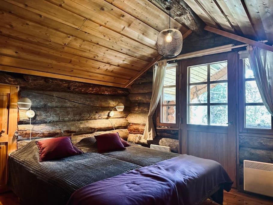 Lapland Lake Hideout with Modern Amenities and Activities