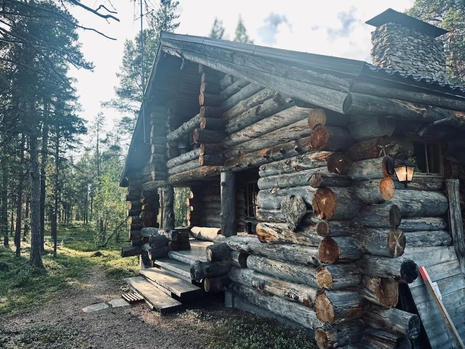 Lapland Lake Hideout with Modern Amenities and Activities
