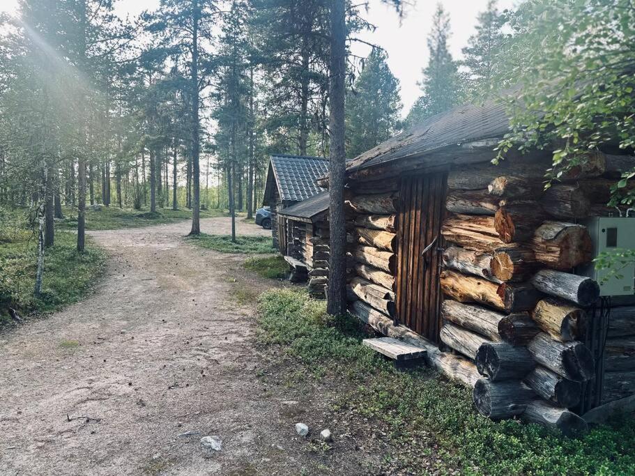Lapland Lake Hideout with Modern Amenities and Activities