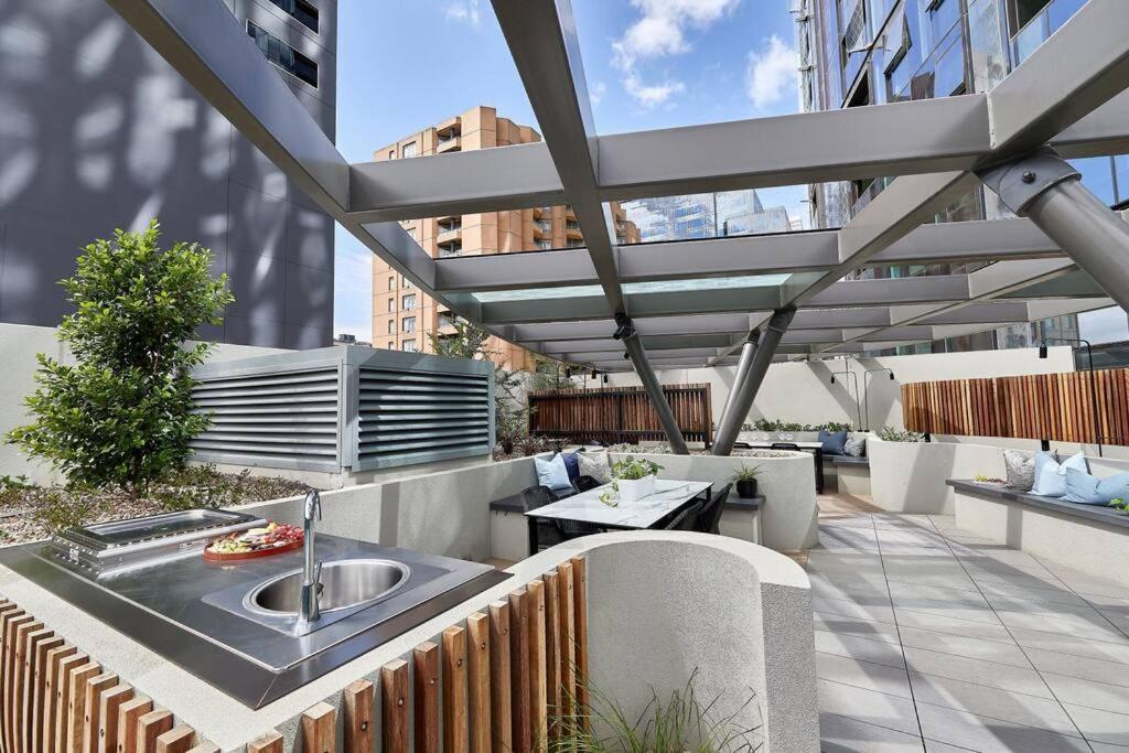 Kiera-1B1B-WelcomeDrinks,RMIT,MelbUni,MelbCentral
