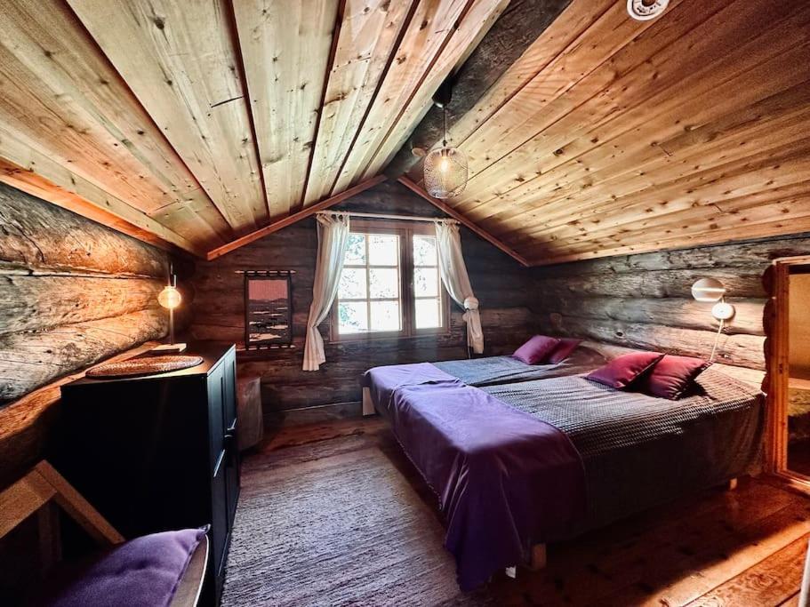 Lapland Lake Hideout with Modern Amenities and Activities