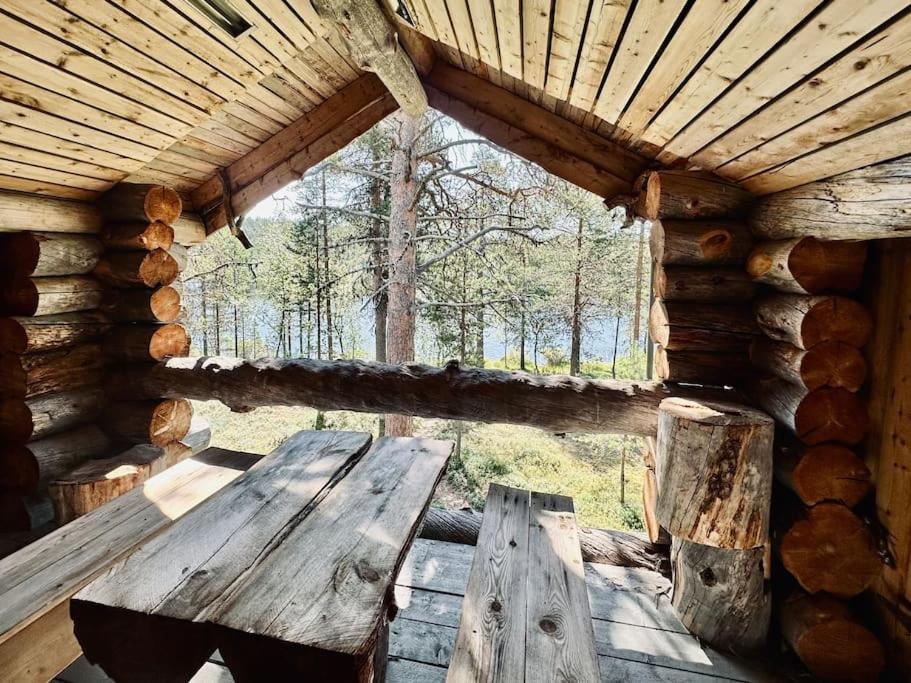 Lapland Lake Hideout with Modern Amenities and Activities