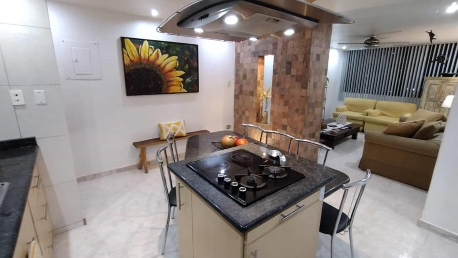 Amplio y Hermoso Apartamento