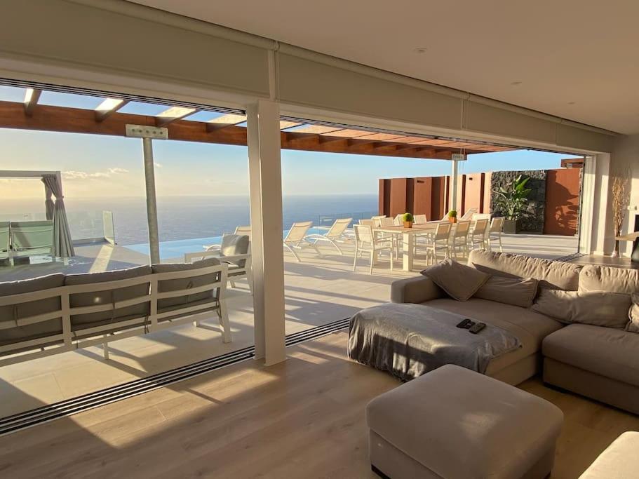 Villa OCEAN II Luxe Infinity Heated Pool