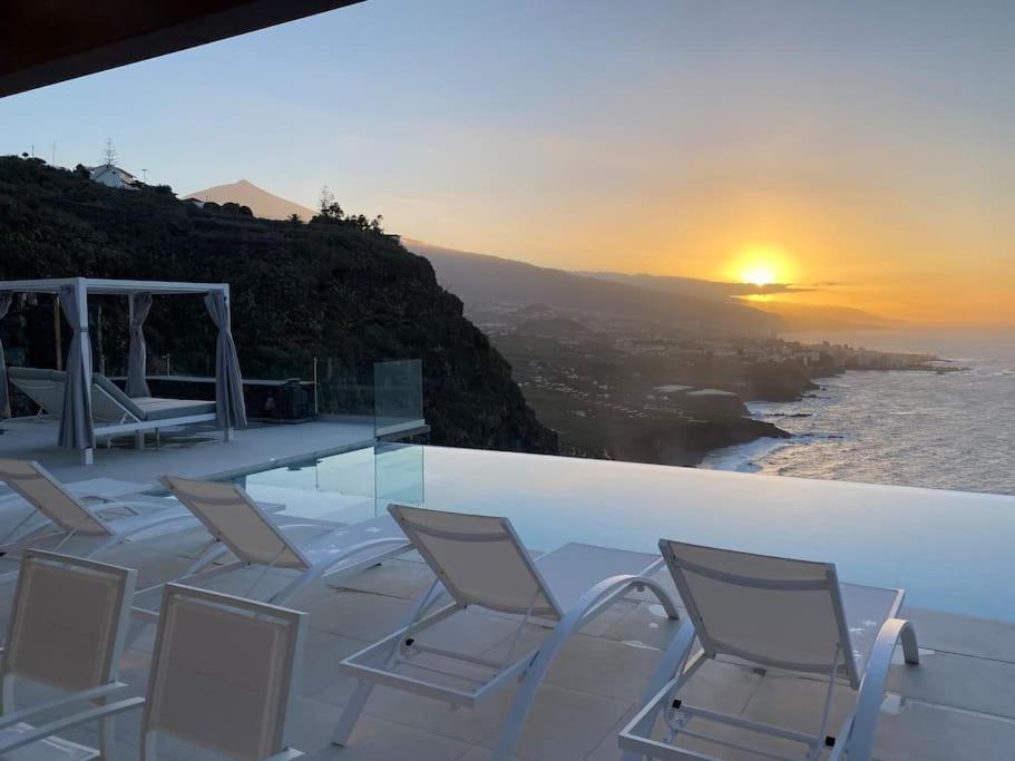 Villa OCEAN II Luxe Infinity Heated Pool