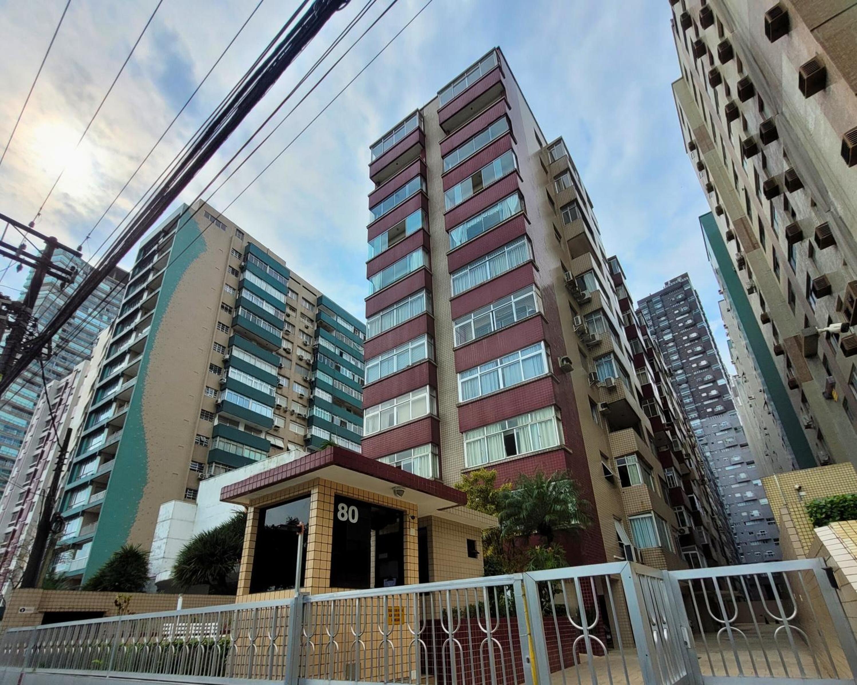 Book Santos Monte Carlo 95metros2 de aconchego
