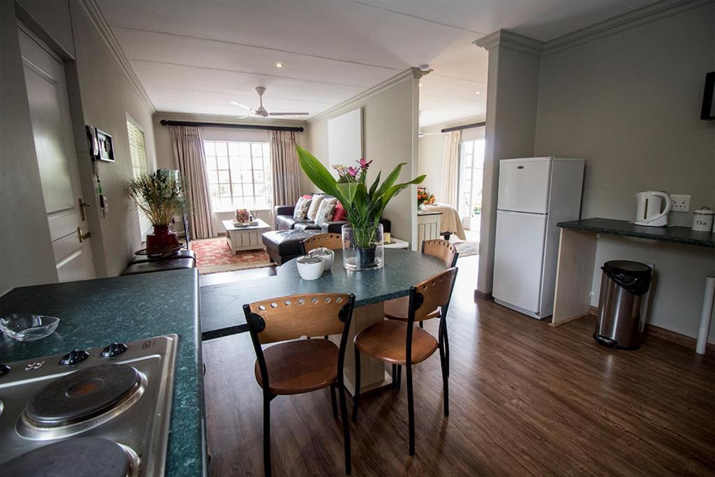 Crown Loft at Chaplin Manor