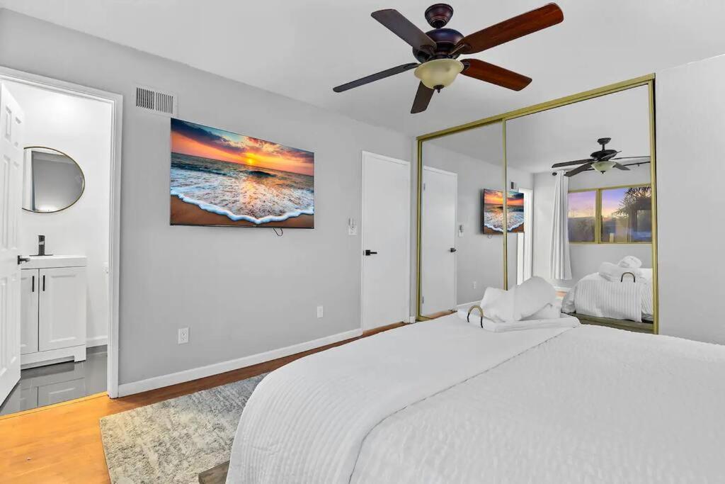 Massive 5BR Resort Style Retreat with Heated Pool view 5