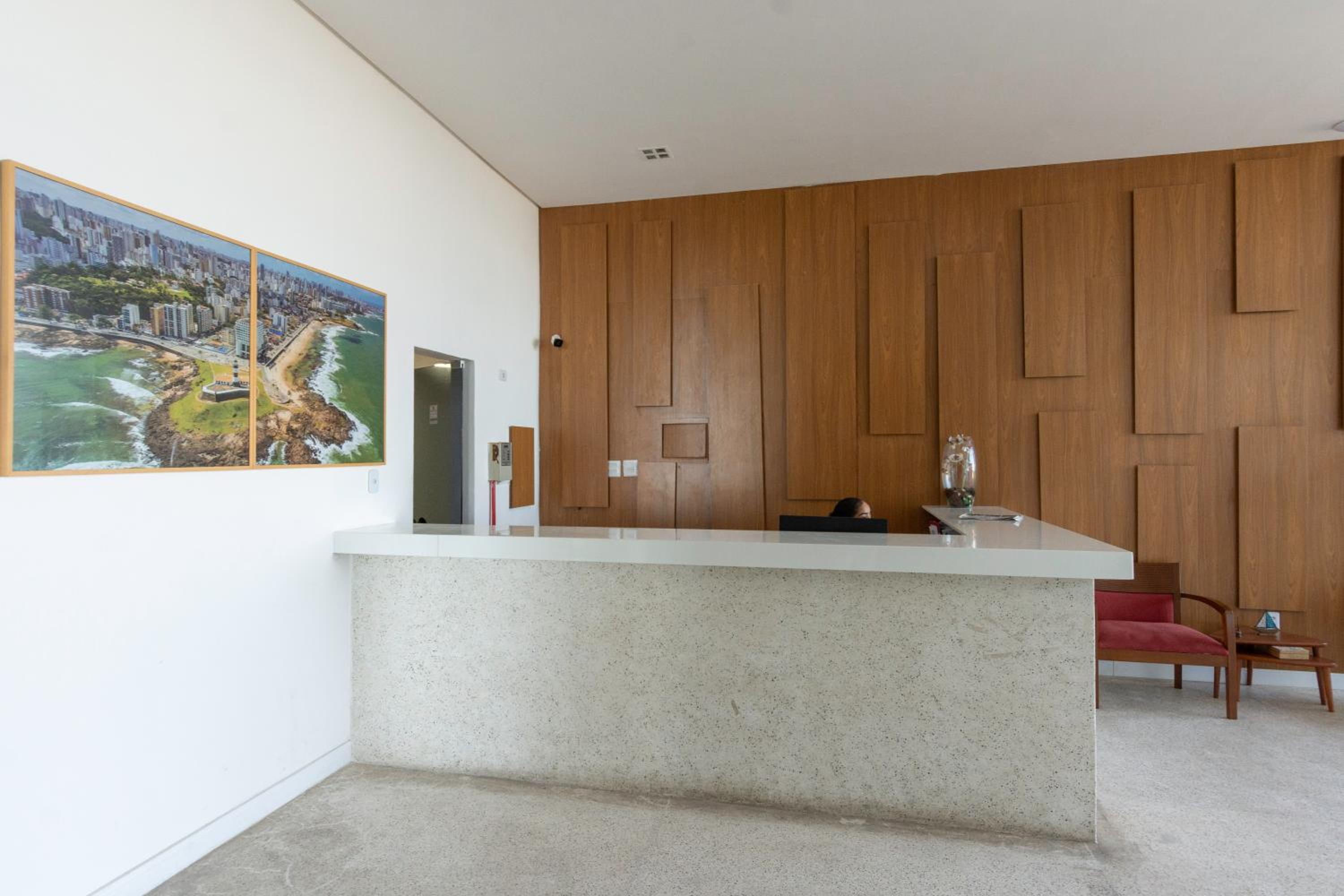 Pé na Areia - Flat com PiscinaArGaragem na Barra