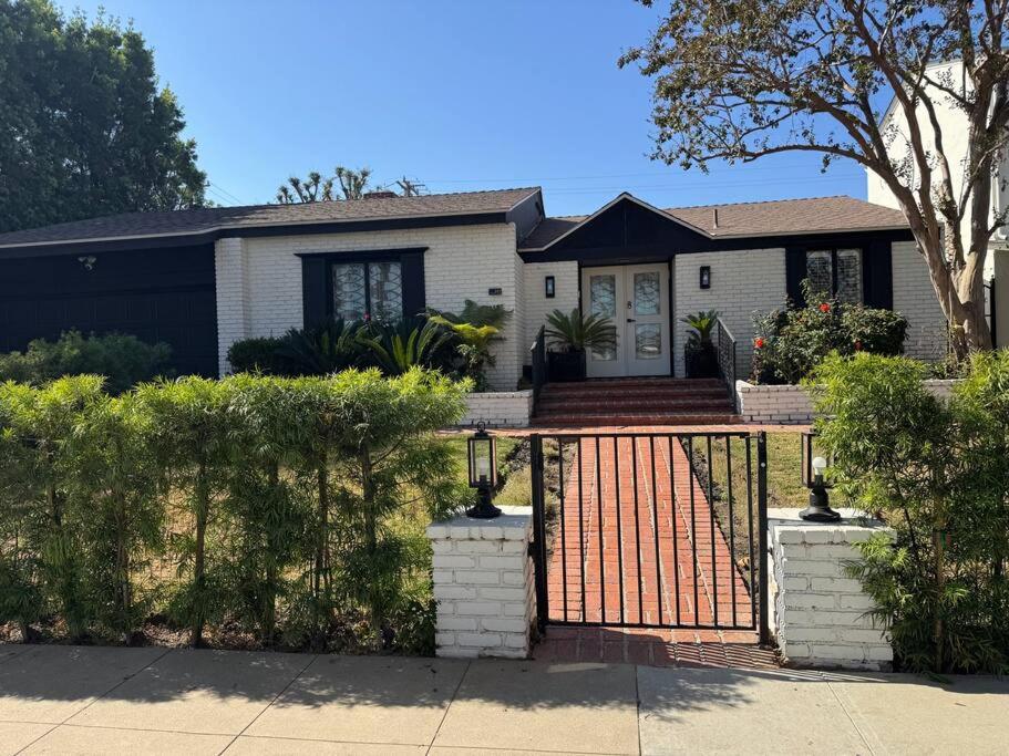 The Beverly Hills Guest Suite