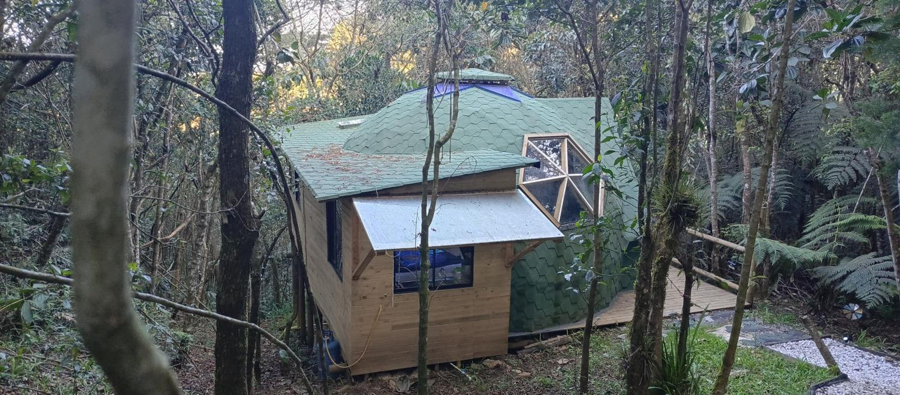 Sanayá Domo Glamping - Santa Elena
