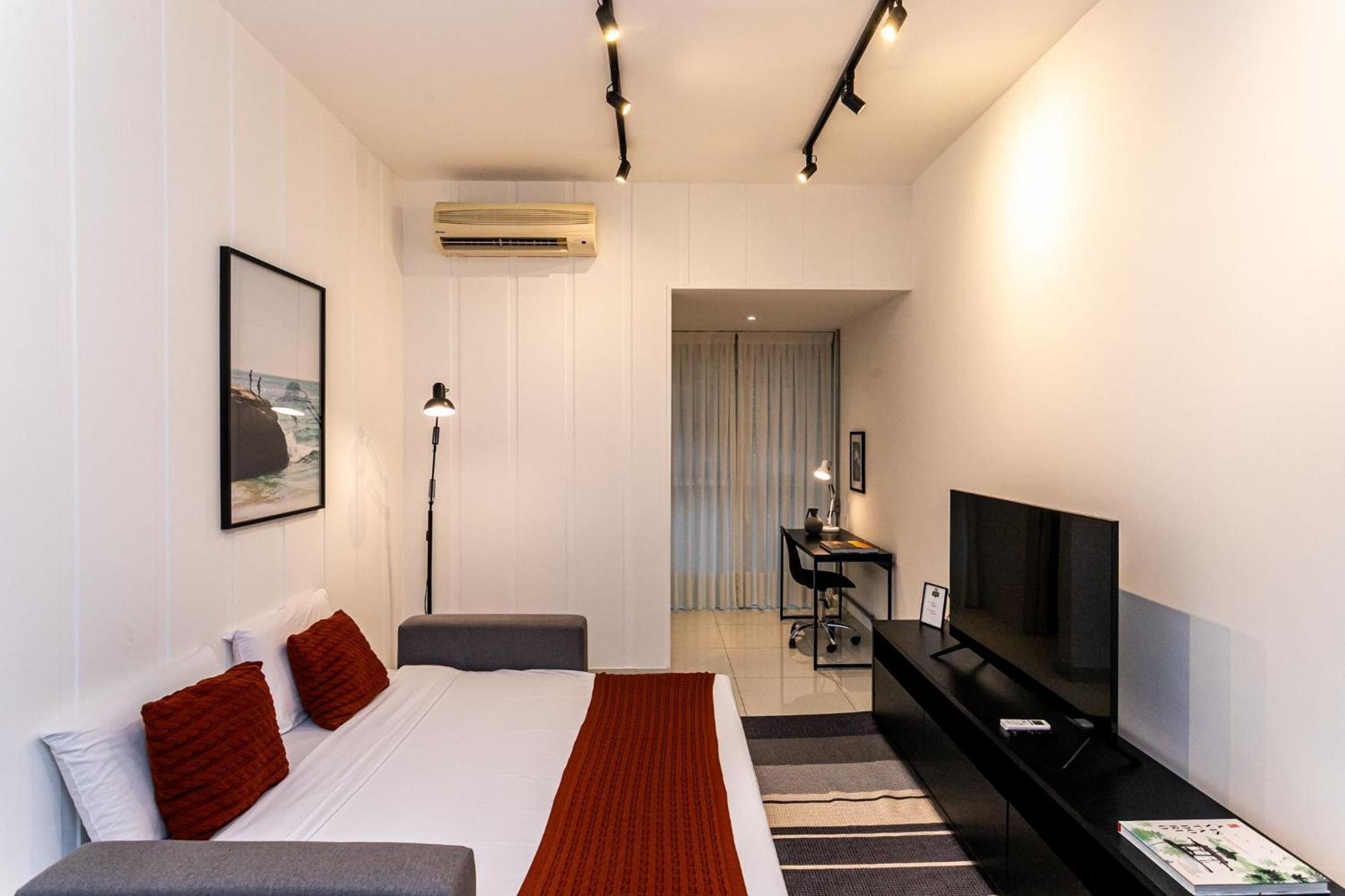 Apartamento Moderno a 300 m da Praia do Leblon