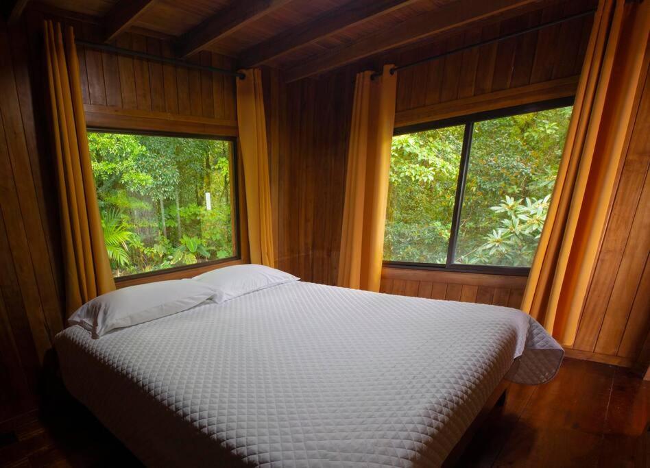 Private House Next to the Cloud Forest Reserve