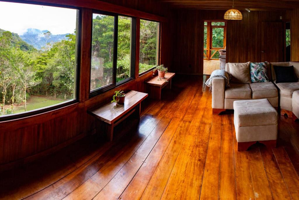 Private House Next to the Cloud Forest Reserve