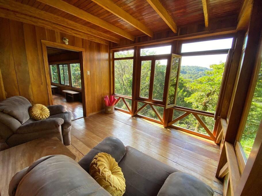 Private House Next to the Cloud Forest Reserve