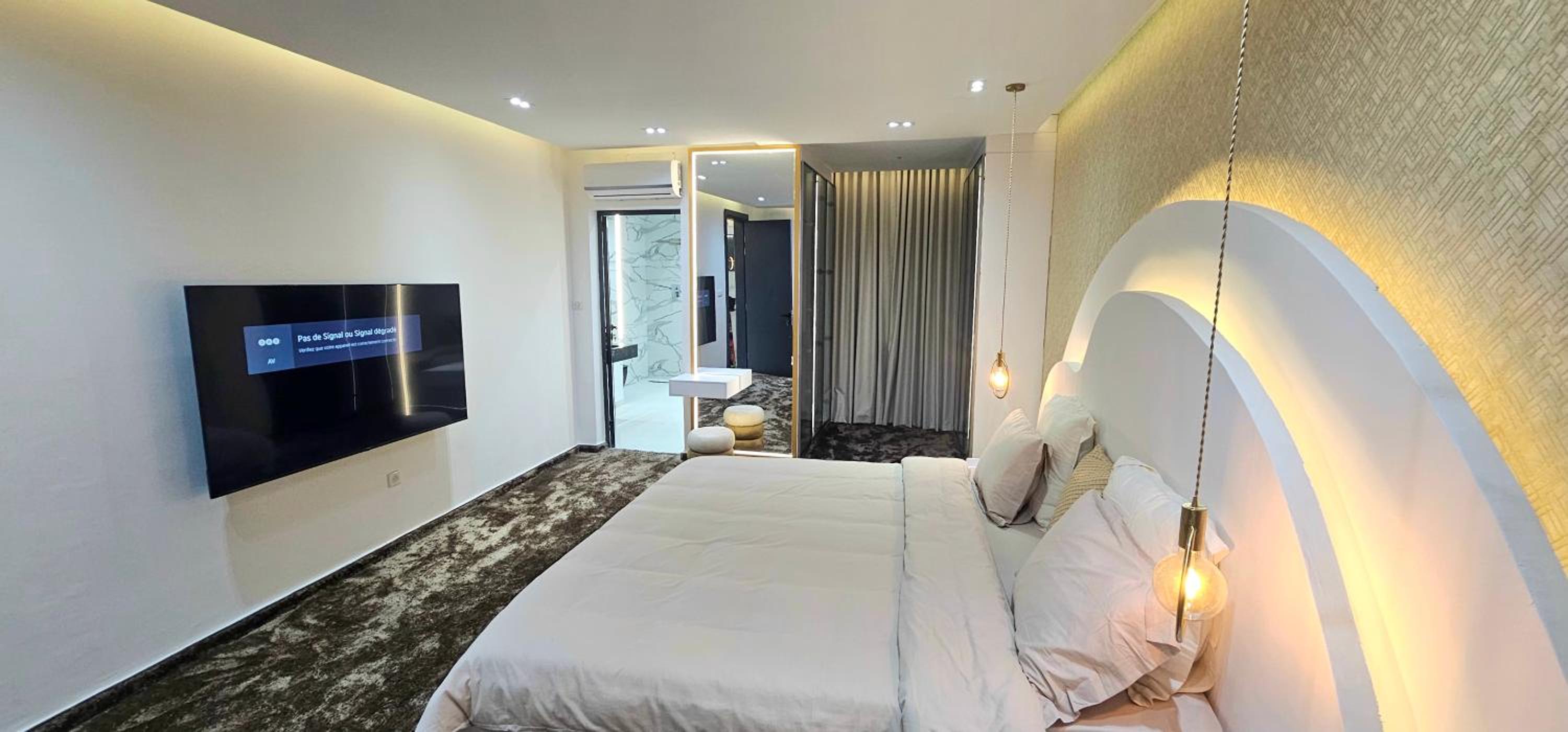 hotel room