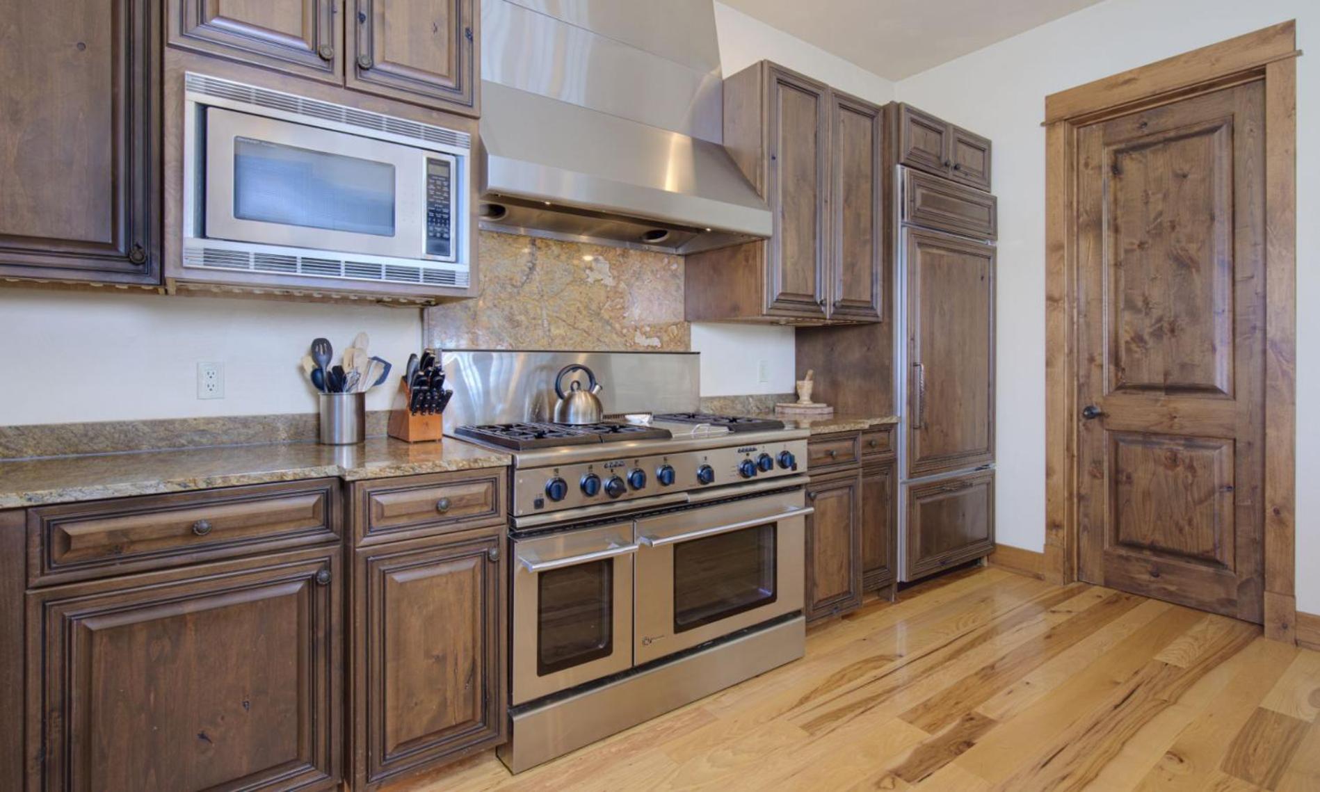 Cowboy Heaven Luxury Suite 1B