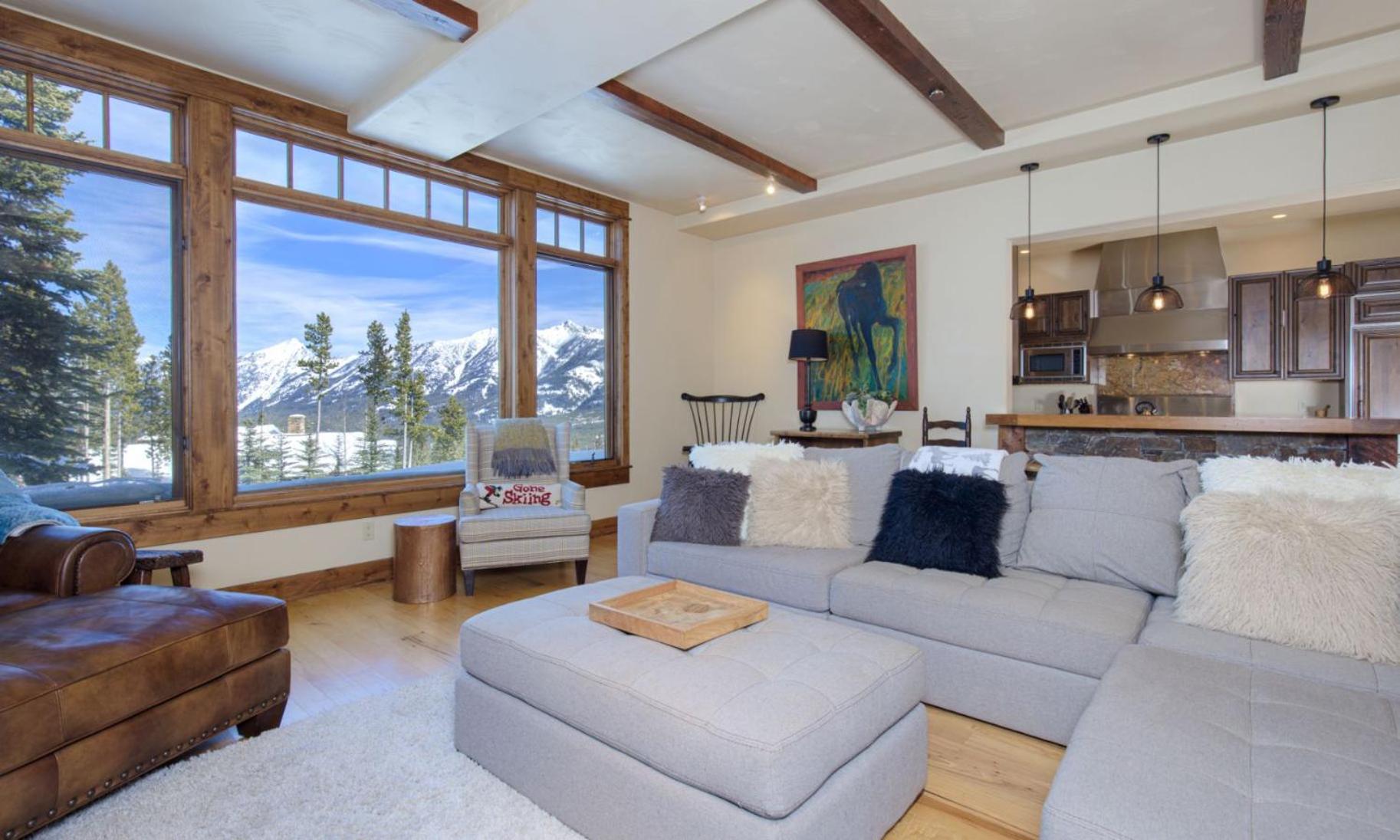 Cowboy Heaven Luxury Suite 1B