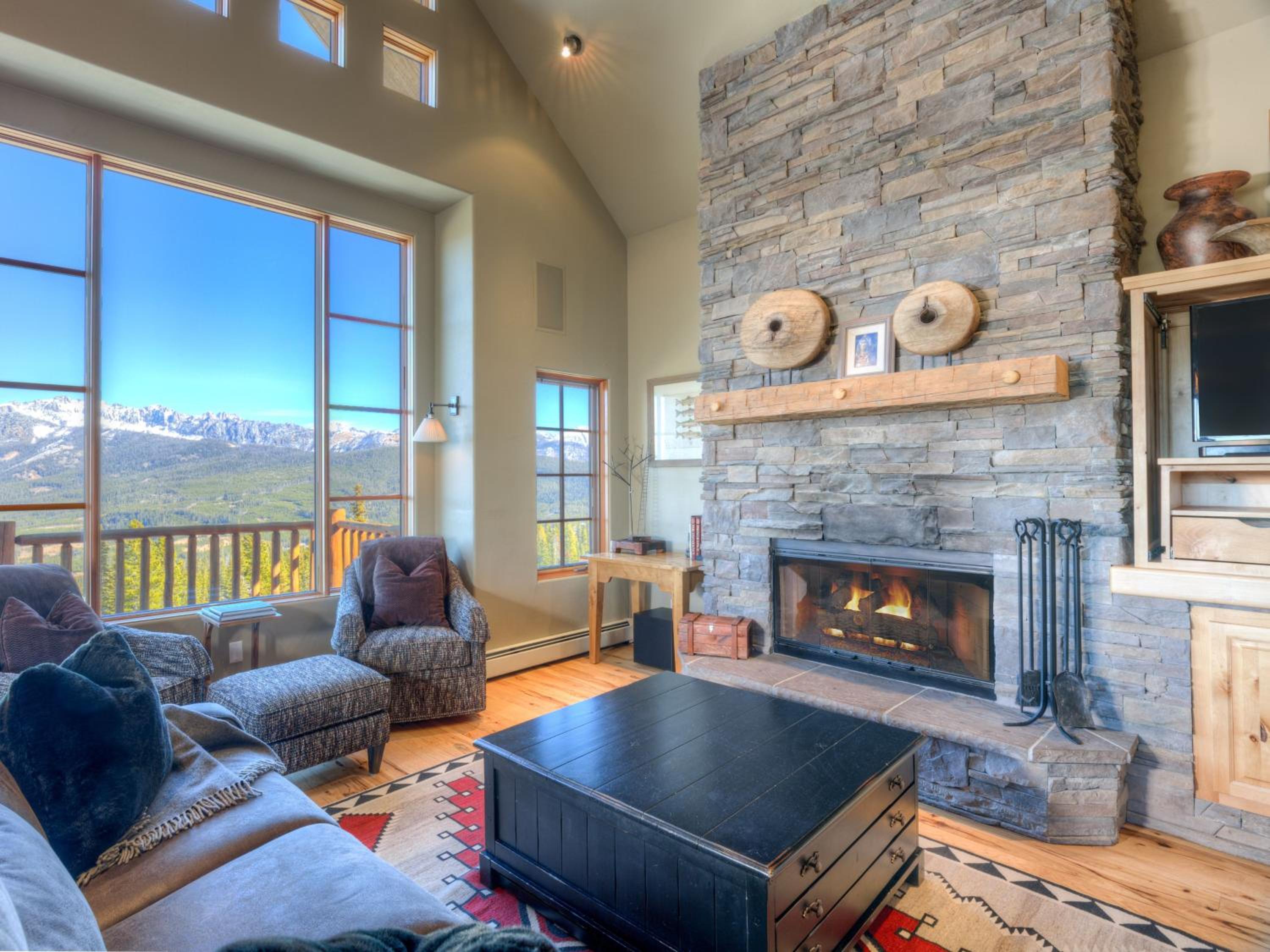 Moonlight Mountain Home 1 Gambler view 2