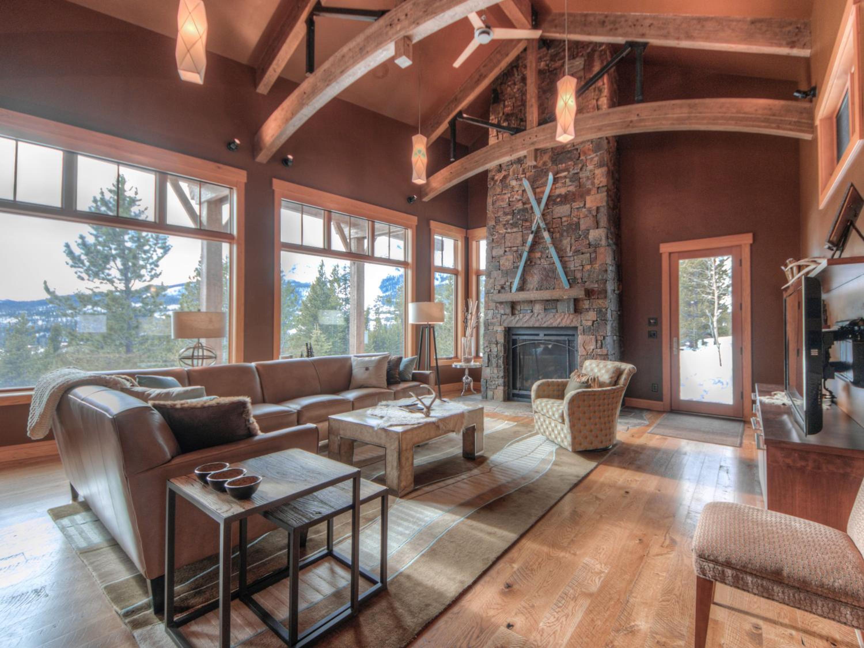 MVC 25 Swift Bear Chalet view 5