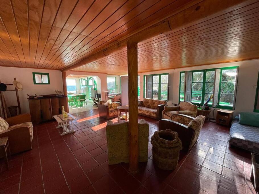 Primera Vista, increíble casa frente al mar