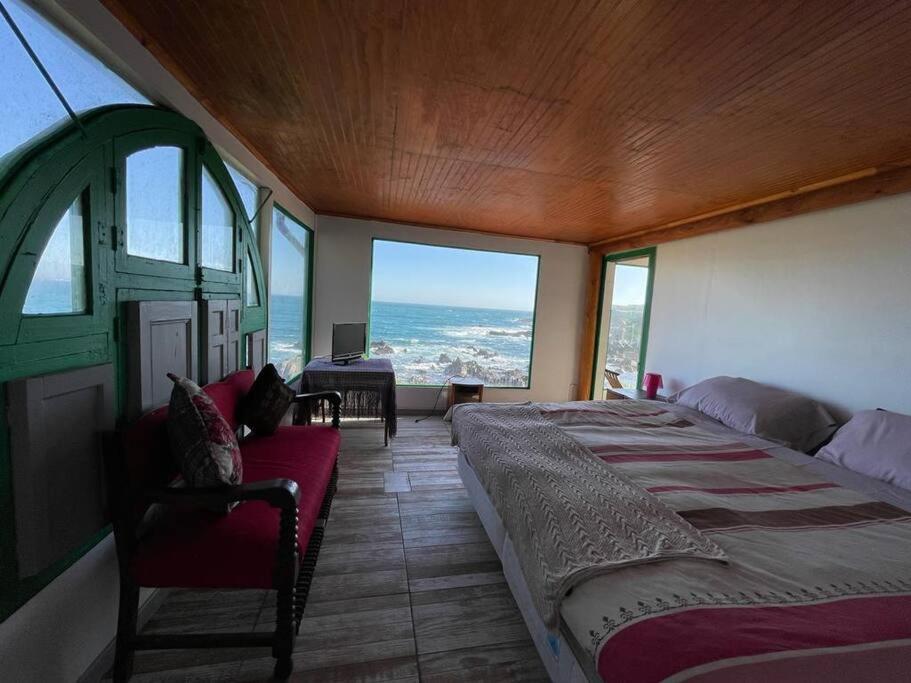 Primera Vista, increíble casa frente al mar