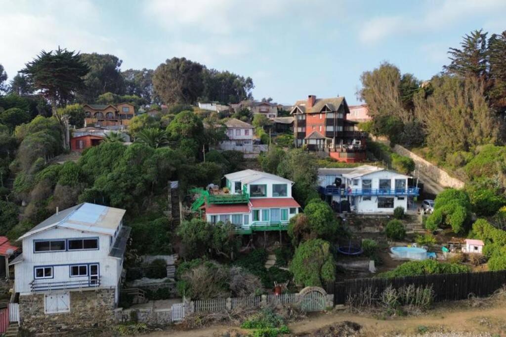 Primera Vista, increíble casa frente al mar