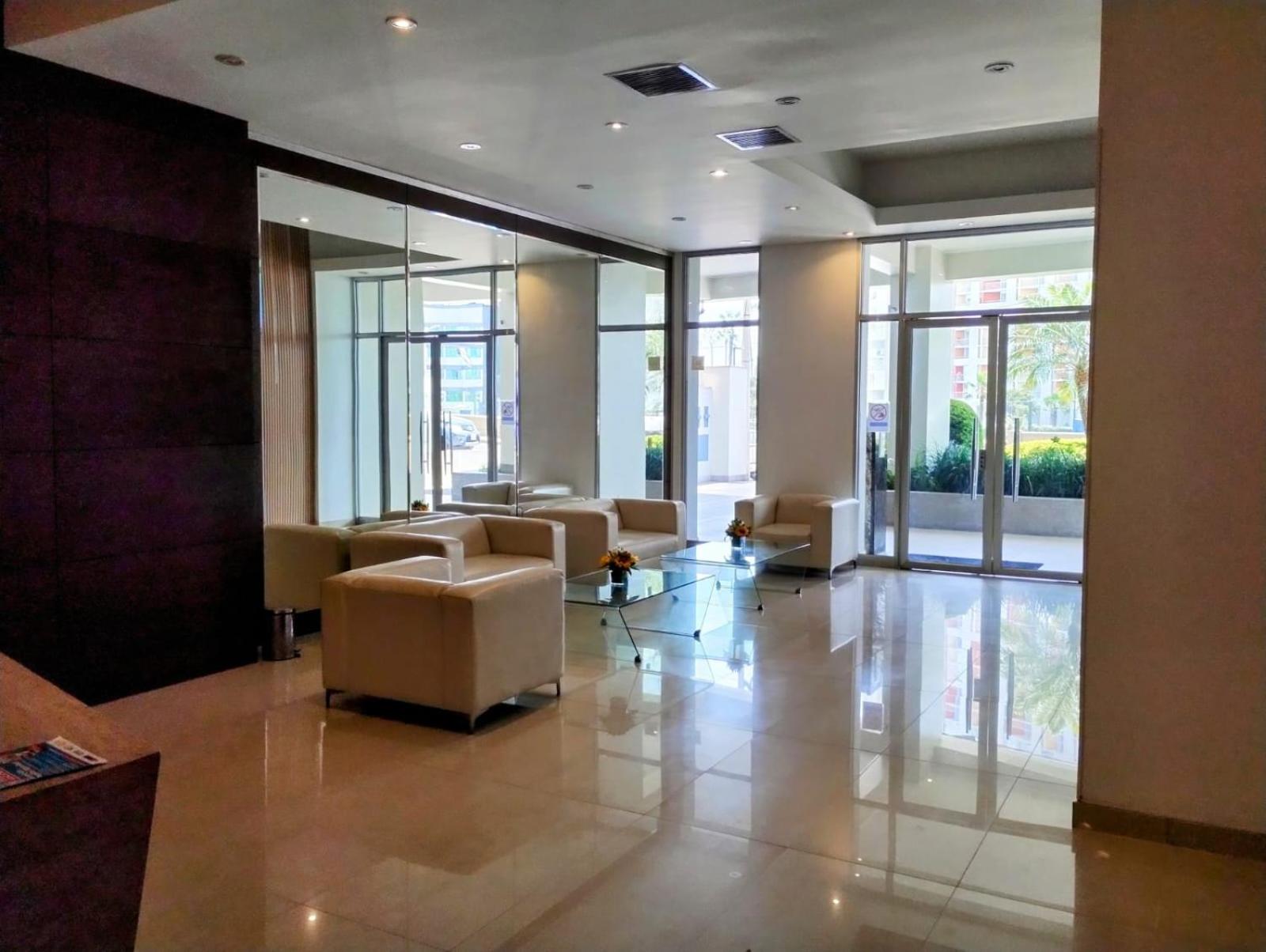 Ocean view apartment in the heart of Miraflores view 3