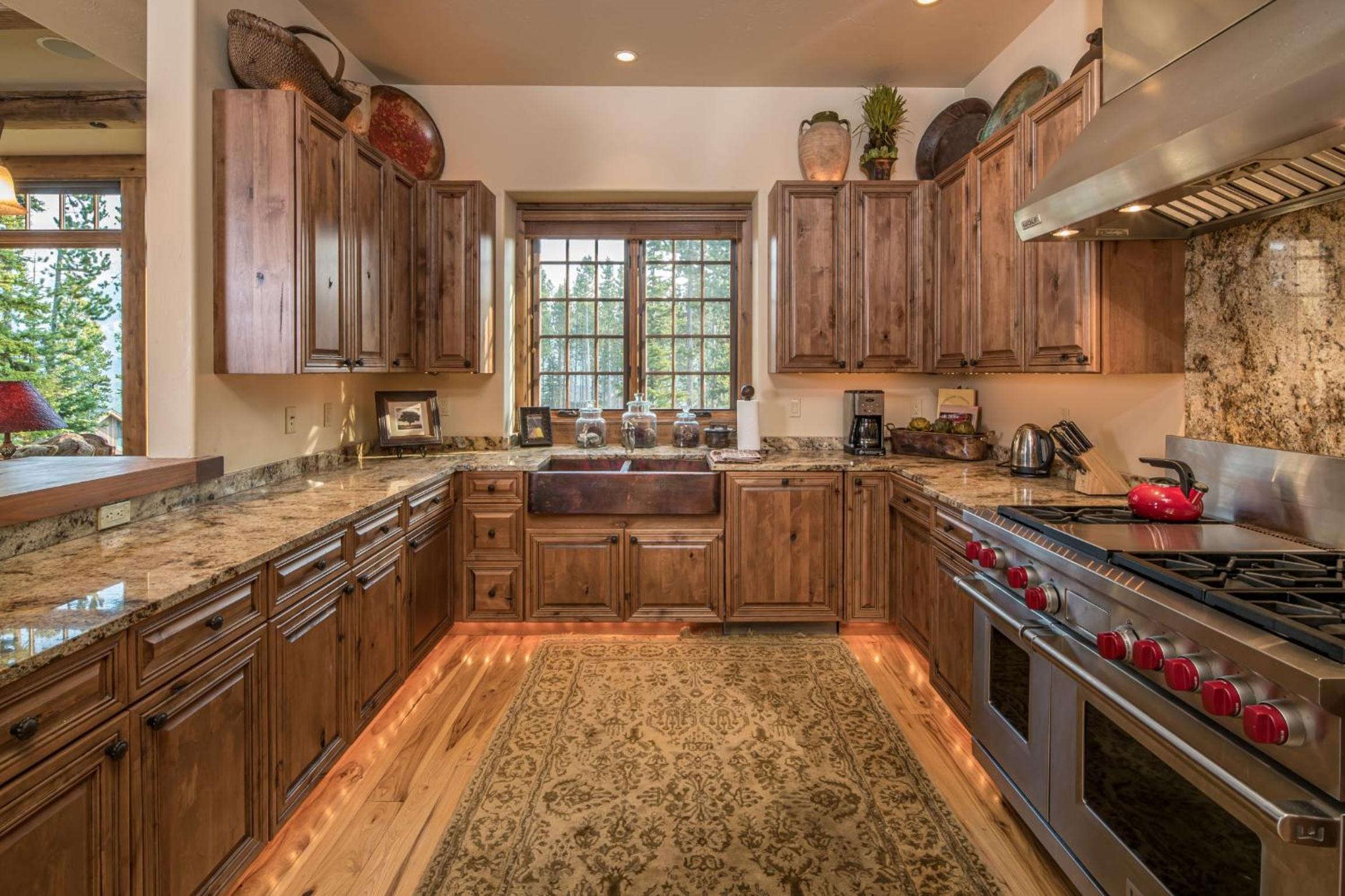 Cowboy Heaven Luxury Suite 3B view 5