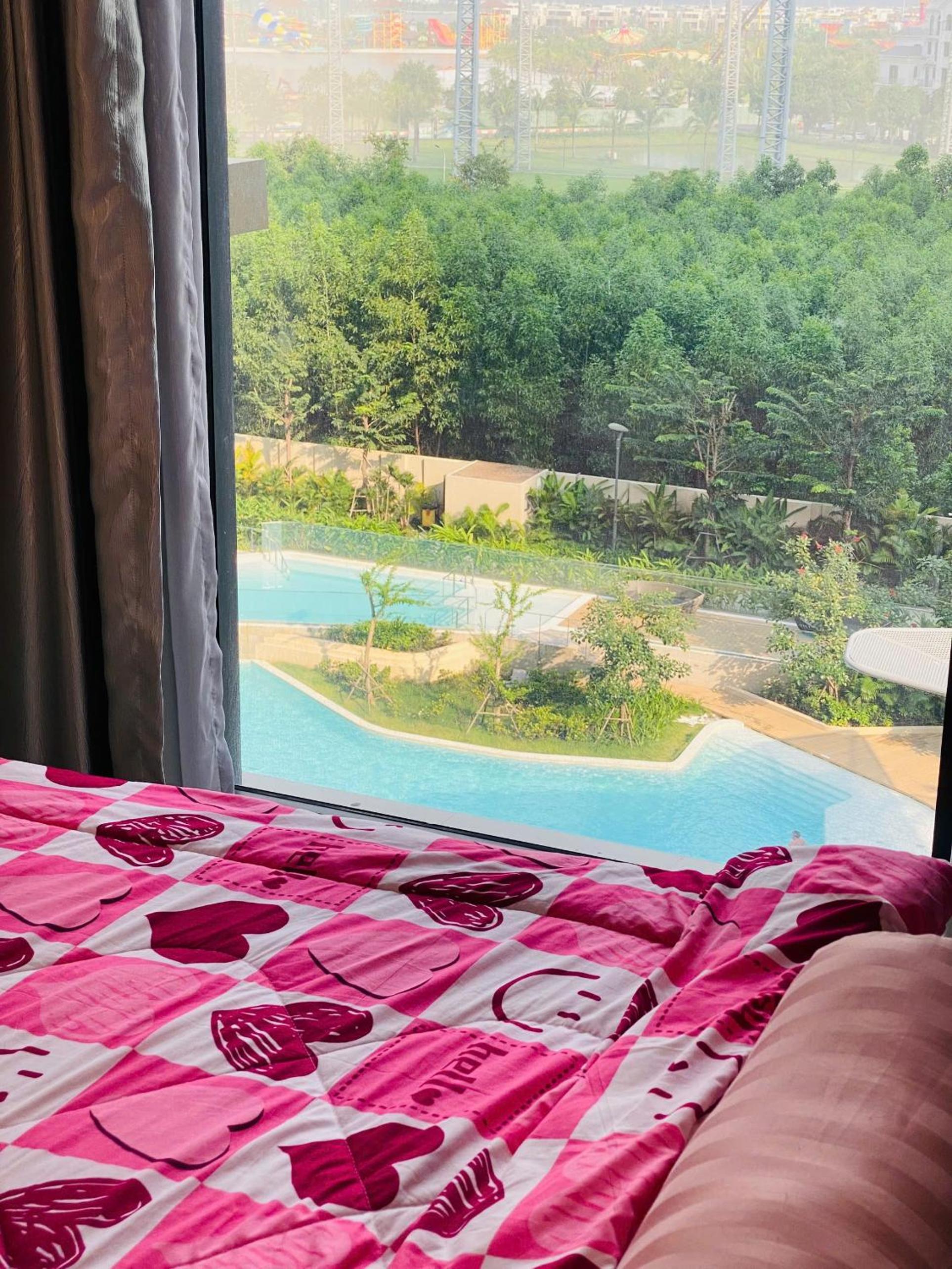Căn hộ cao cấp 2PN Vinhomes Q9 view 4