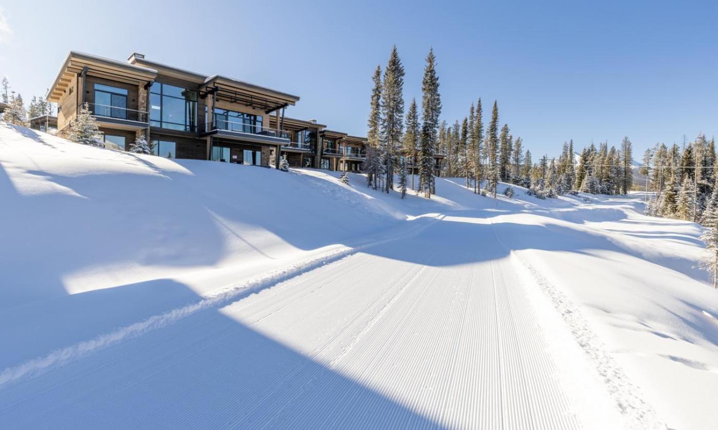 Jack Creek Modern Mountain Retreat view 2