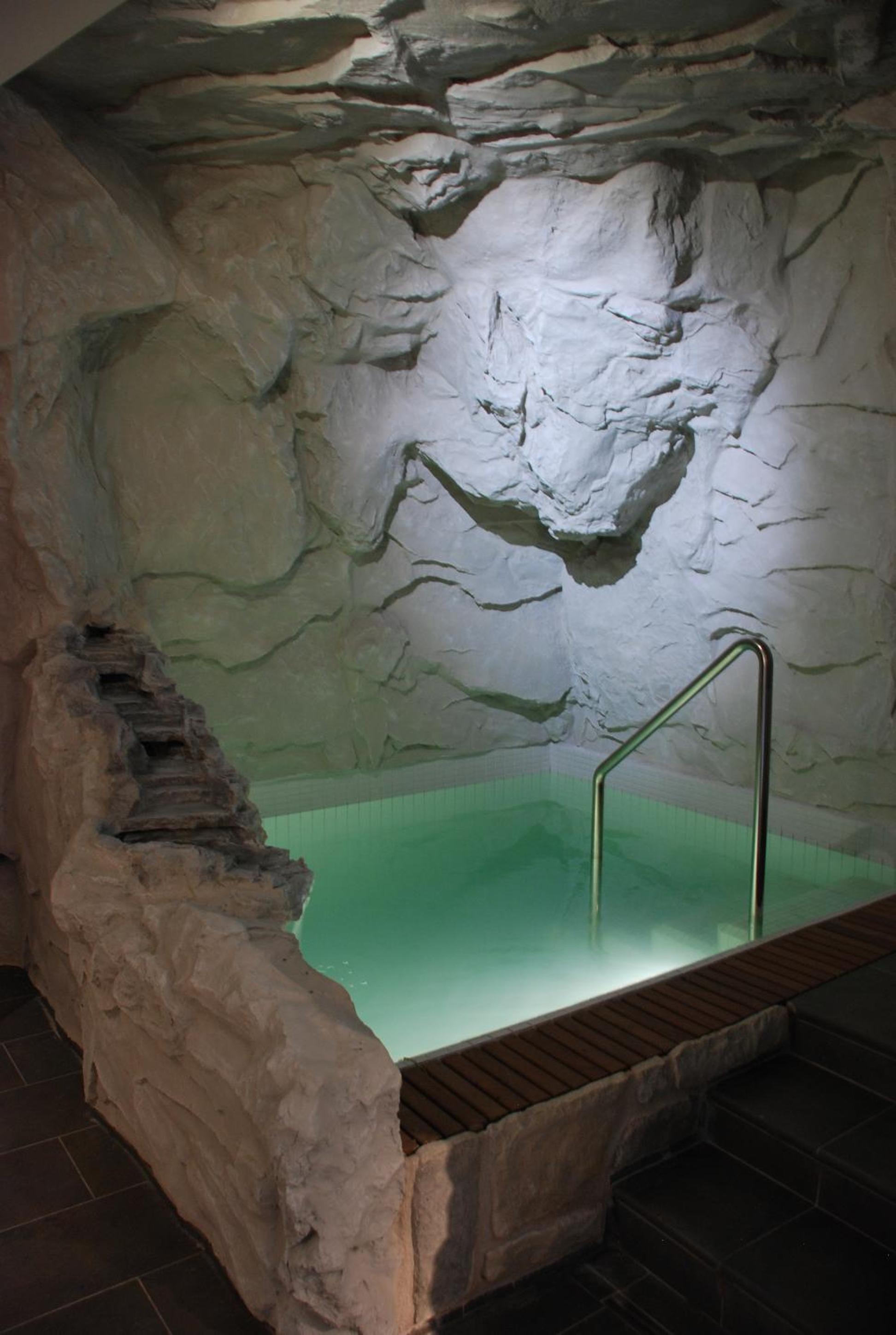 Hotel Rozsutec