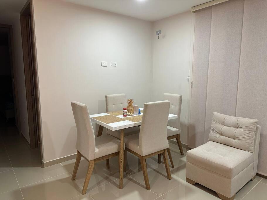 Elegancia y Confort en Senderos del Country, Hermoso apartamento Cerca del CC Guatapuri