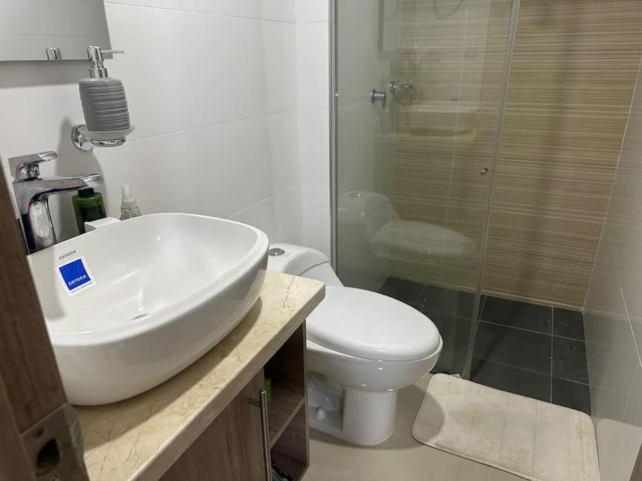 Elegancia y Confort en Senderos del Country, Hermoso apartamento Cerca del CC Guatapuri