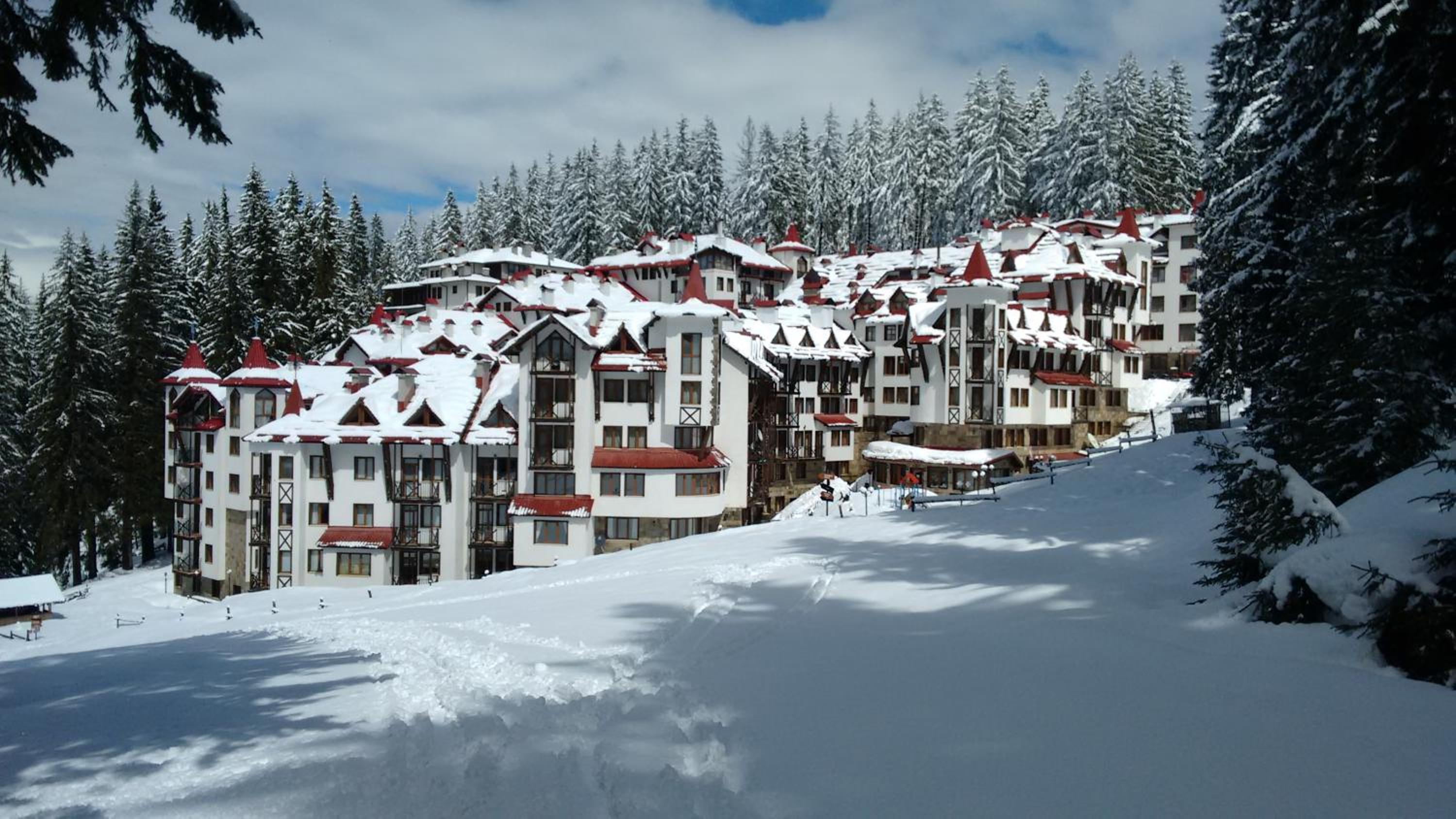The Castle Complex - Apartment 401