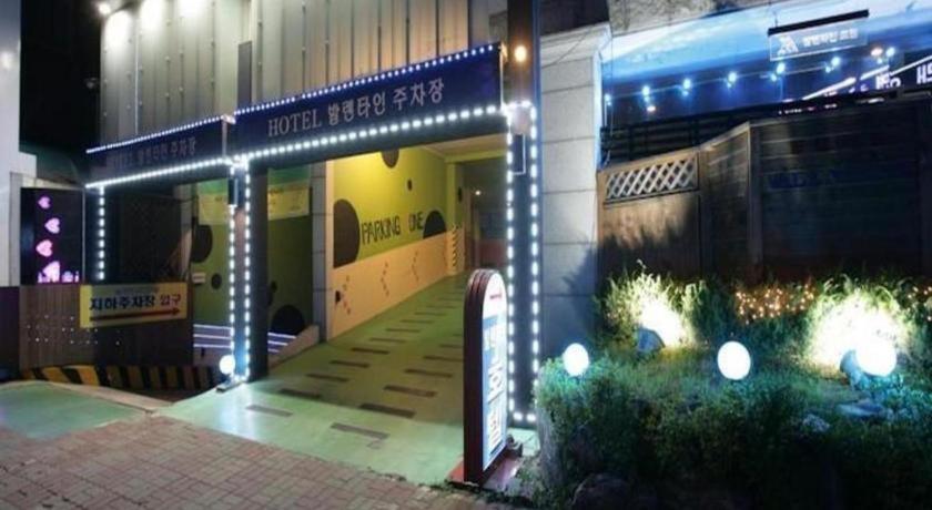 Valentine Hotel
